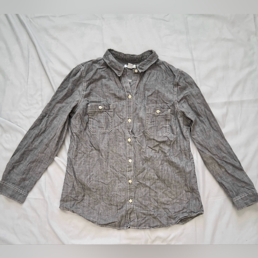 Old Navy Chambray Button Down Shirt Women’s Small Gray Long Sleeve Casual